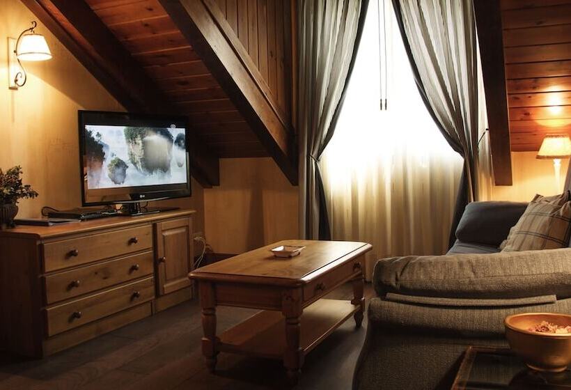 חדר משפחתי, Pradas Ordesa