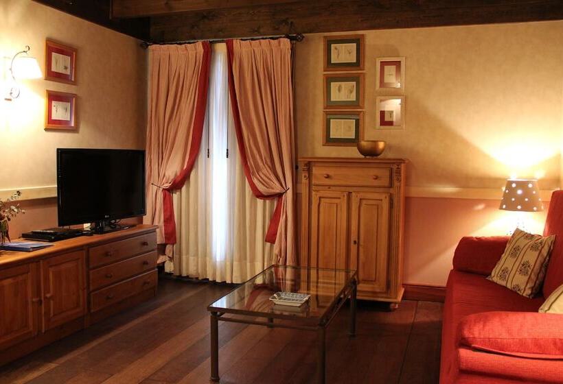 חדר משפחתי, Pradas Ordesa