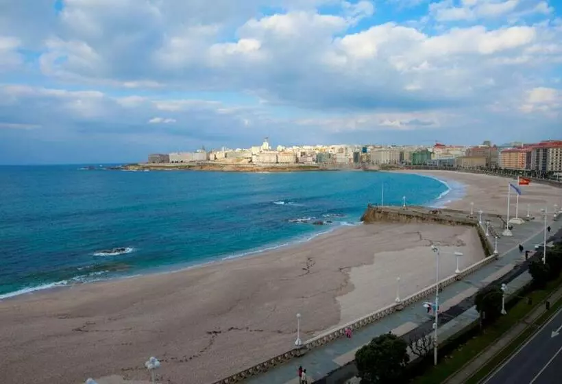 Standardzimmer mit Meerblick, Riazor