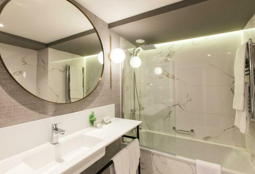 اتاق استاندارد با چشمانداز دریا, Riazor