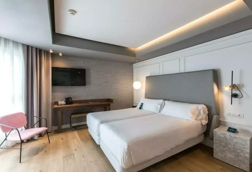 Standardzimmer mit Meerblick, Riazor
