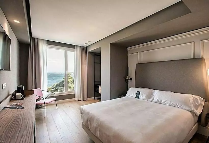 Standardzimmer mit Meerblick, Riazor