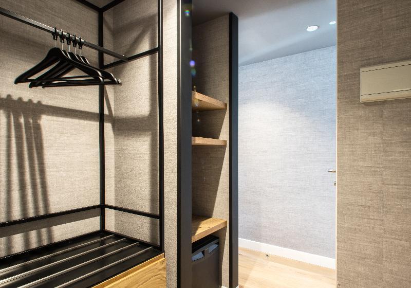 اتاق خانوادگی, Riazor