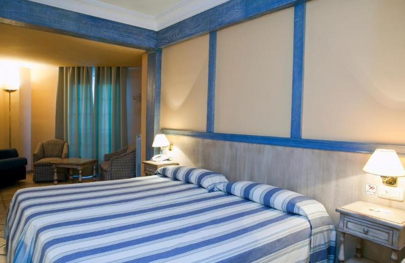 غرفة قياسية, The Mountains