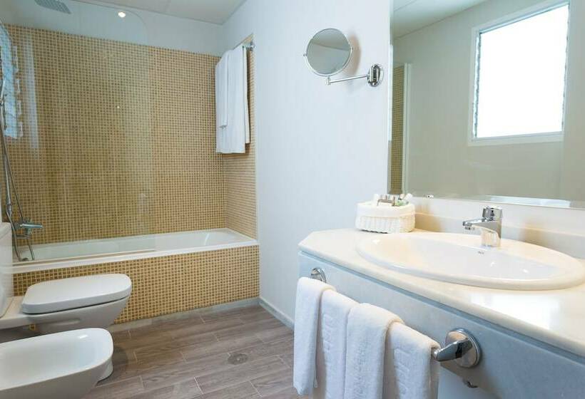 اتاق استاندارد, DWO Urban Granada