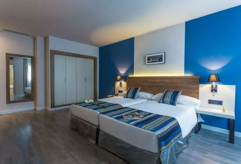 اتاق استاندارد سه نفره, DWO Urban Granada