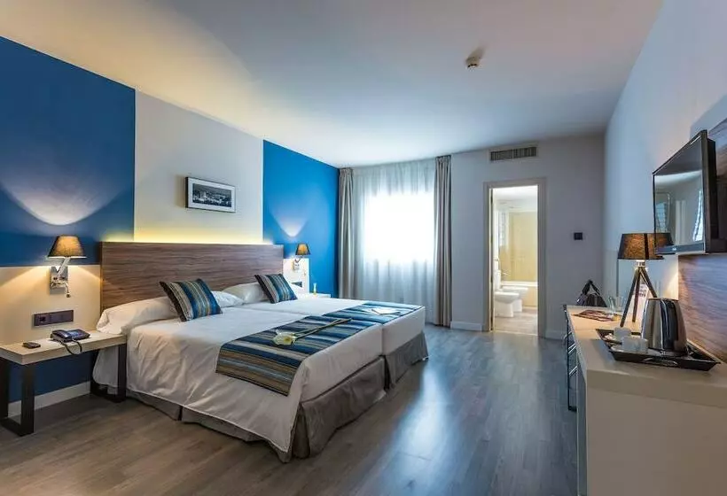 اتاق استاندارد سه نفره, DWO Urban Granada