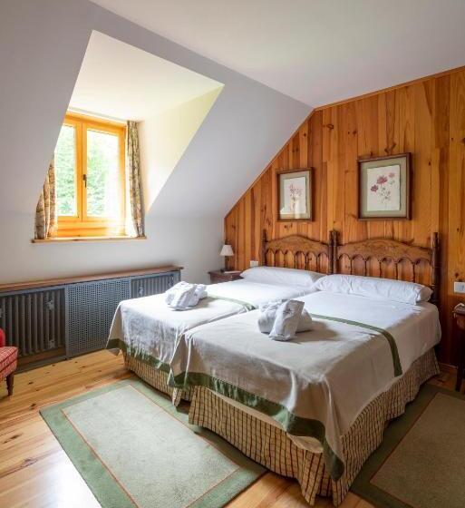 סוויטת ג'וניור, Parador De Bielsa