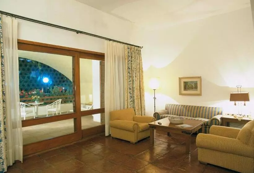 سوییت جونیور, Parador de Ceuta