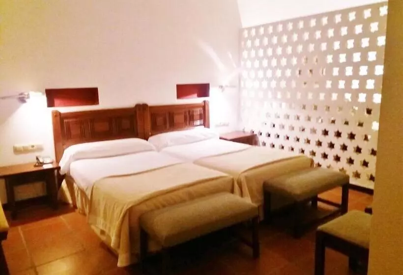 سوییت جونیور, Parador de Ceuta