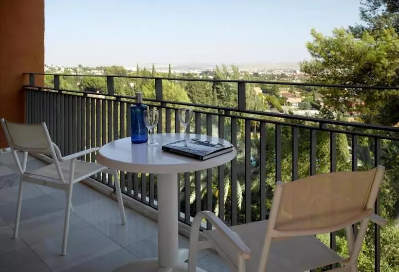 سوییت جونیور, Parador De Cordoba