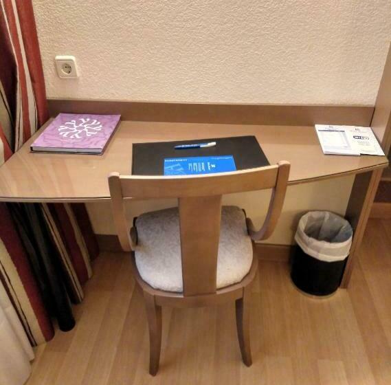 스탠다드 룸, Albret