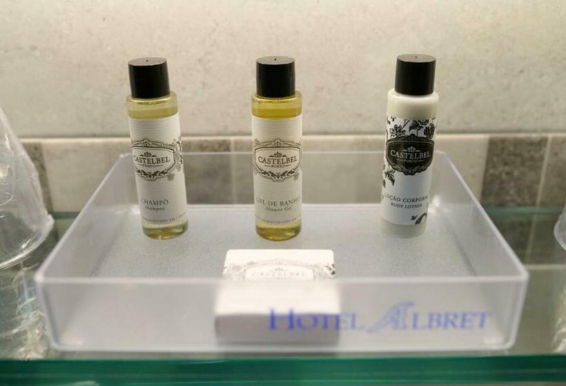 스탠다드 룸, Albret