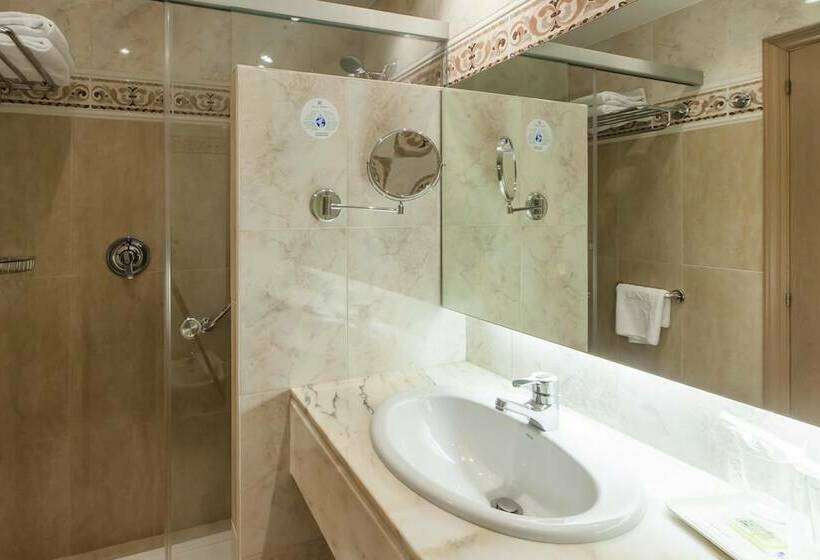 스탠다드 룸, Albret