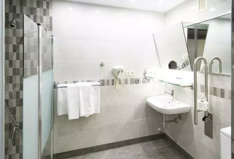 اتاق استاندارد برای معلولان, Albret