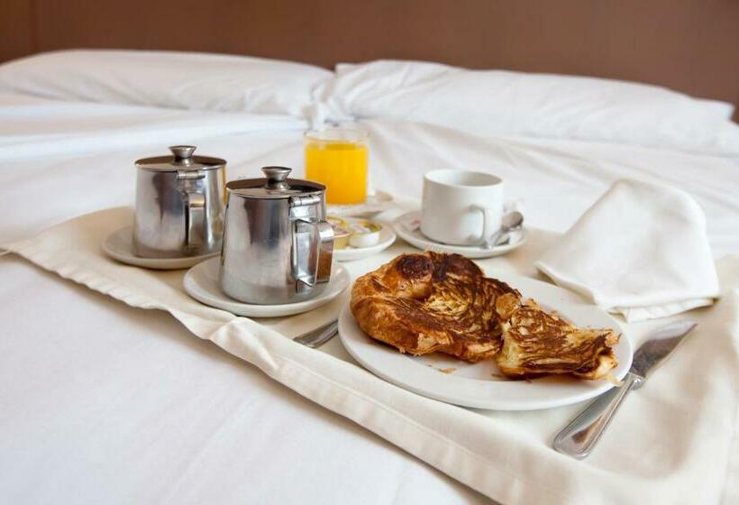 장애인을 위한 스탠다드 룸, Albret