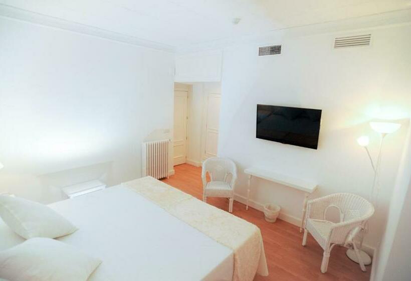 Номер Премиум, Balneario De Leana