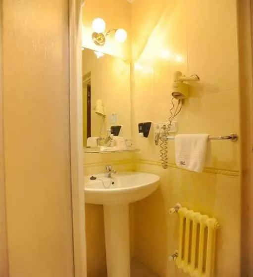 اتاق اکونومی یک تخته, Balneario De Leana