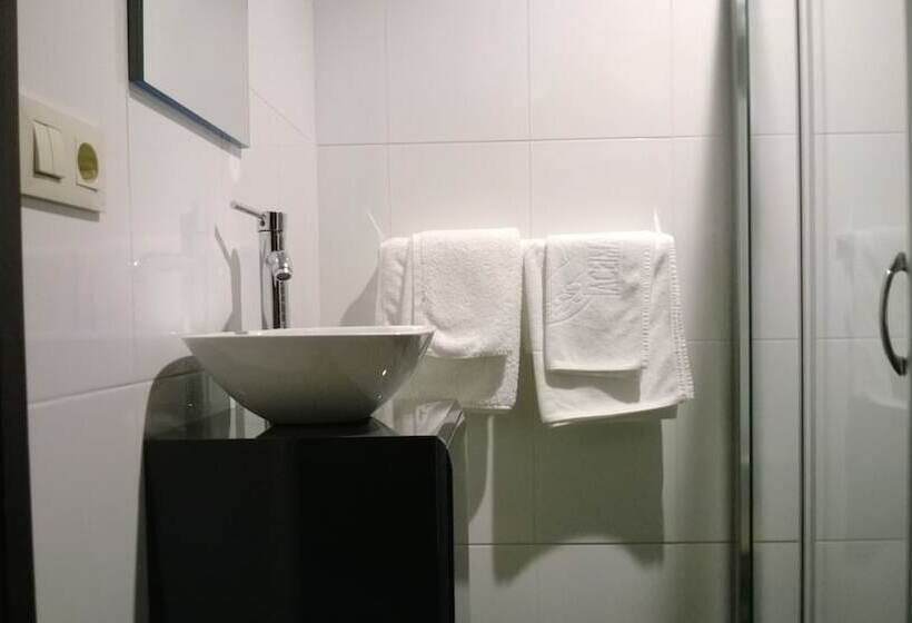 Номер Стандарт Трехместный, Cemar