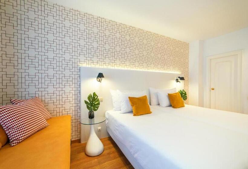 수피리어 룸, Cetina Murcia