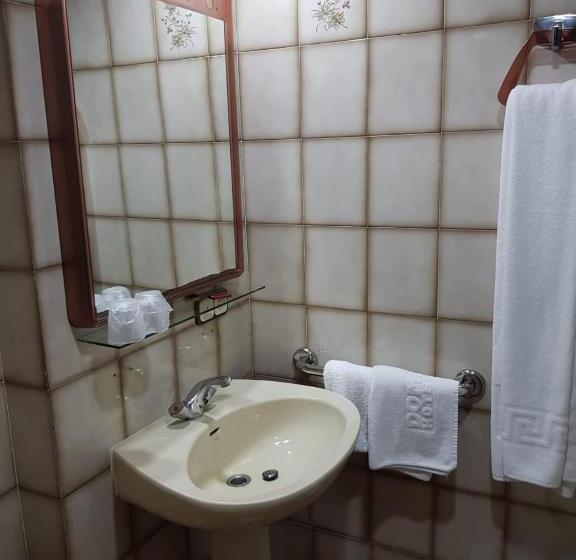 اتاق استاندارد, City Express Comercio