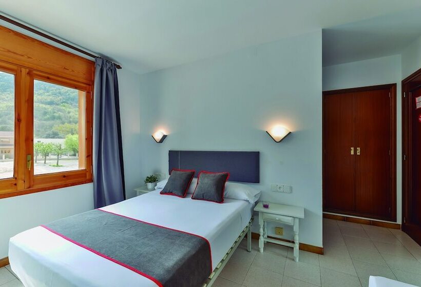 غرفة قياسية ثلاثية, Del Esera