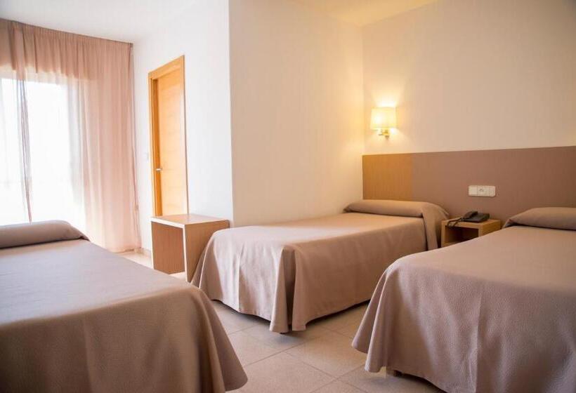 Номер Стандарт Трехместный, Duna