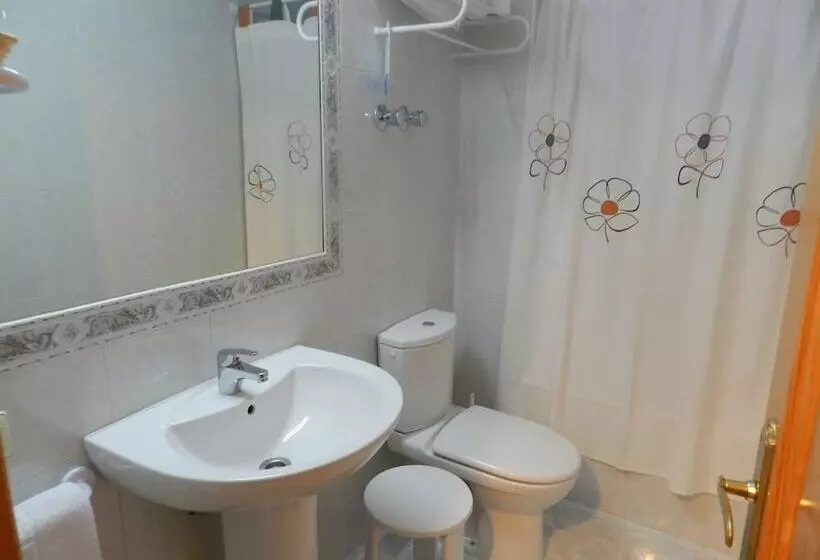 Cameră Standard cu Vedere la Munte, Escalar