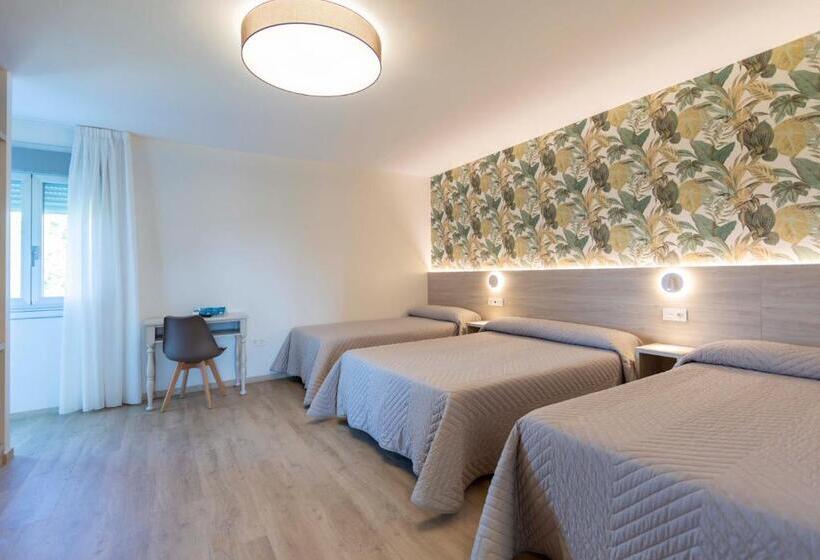 غرفة عائلية, Leal La Sirena