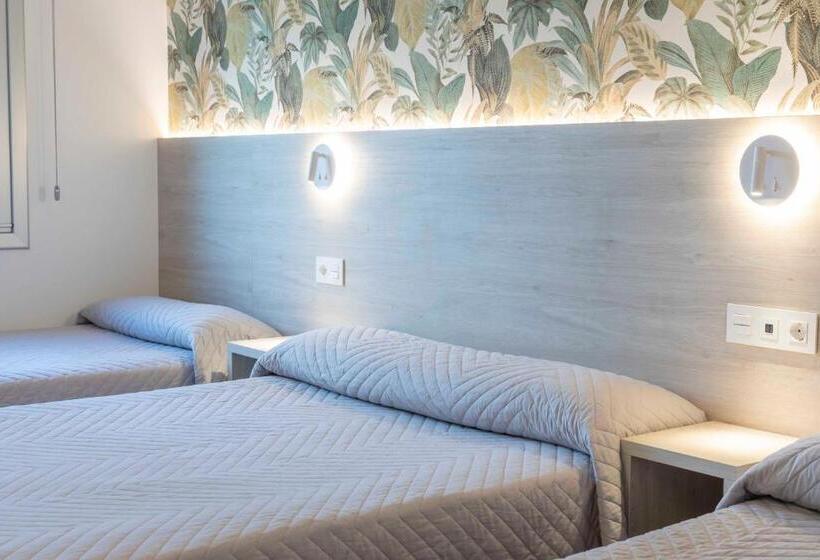 غرفة عائلية, Leal La Sirena