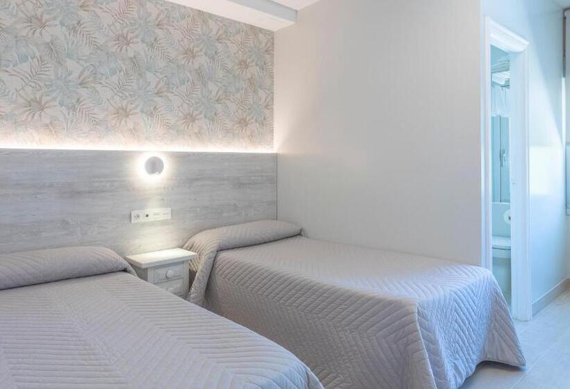 غرفة سوبيريور, Leal La Sirena