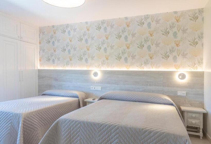 غرفة سوبيريور ثلاثية, Leal La Sirena