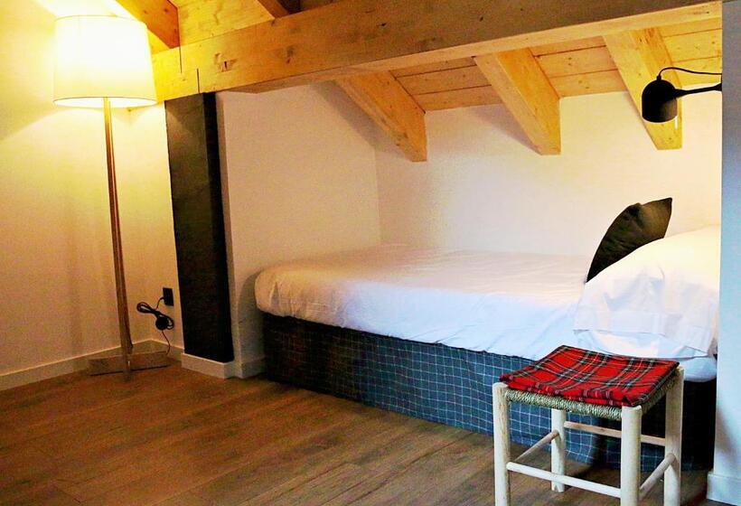 غرفة سوبيريور عائلية, Lo Paller