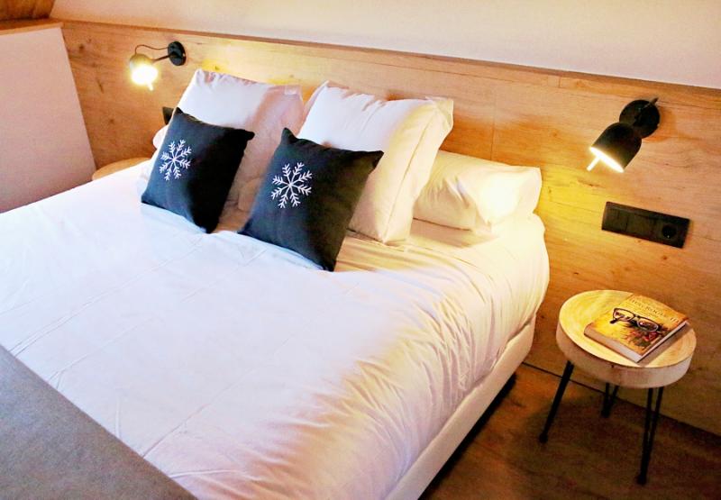 غرفة قياسية, Lo Paller