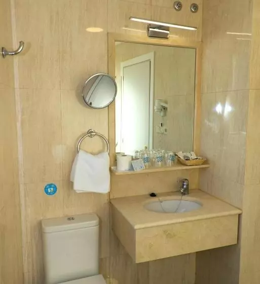 اتاق استاندارد یک نفره, Hospedium Hotel Los Condes