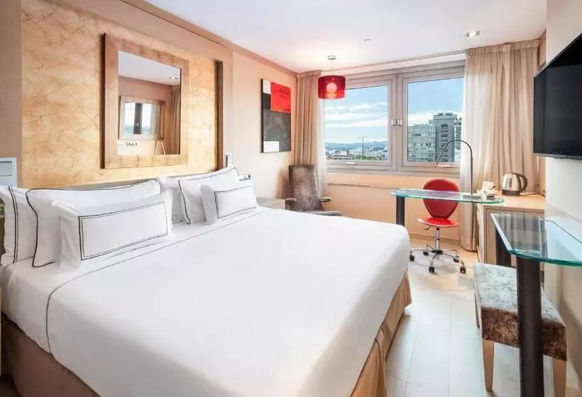 Premium Zimmer mit Aussicht, Melia Madrid Princesa