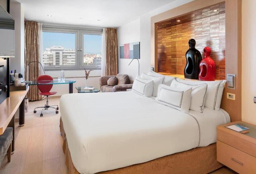 Premium Zimmer mit Aussicht, Melia Madrid Princesa