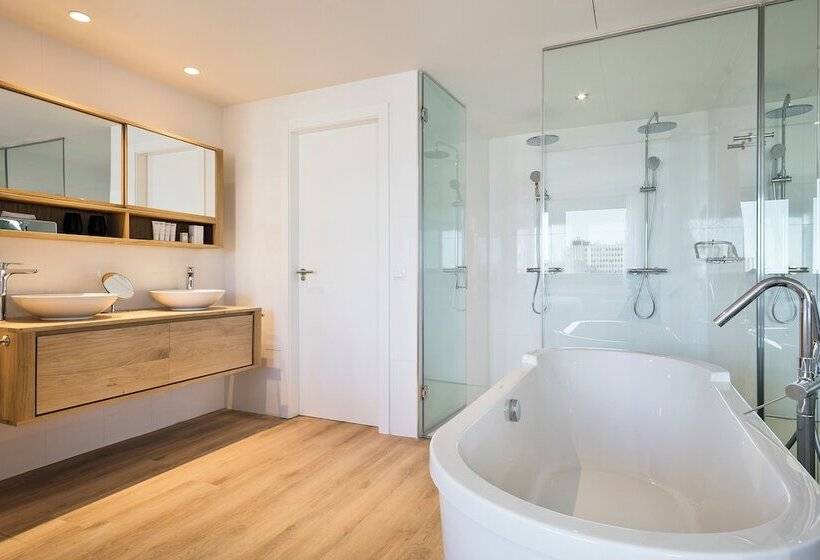 Junior Suite, Melia Madrid Princesa