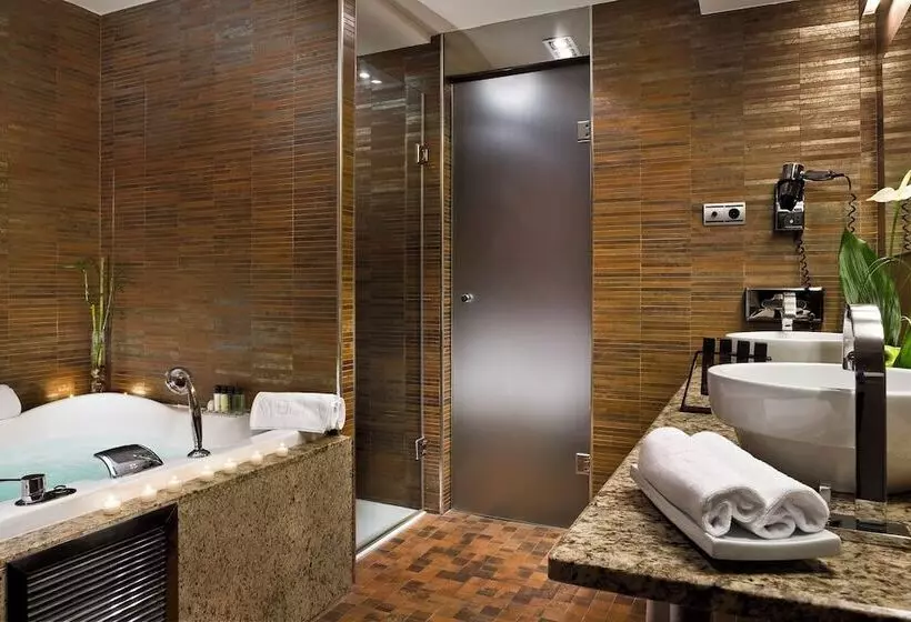 Suite, Melia Madrid Princesa