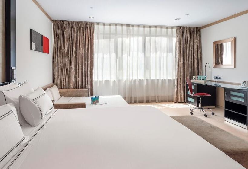 اتاق خانوادگی, Melia Madrid Princesa