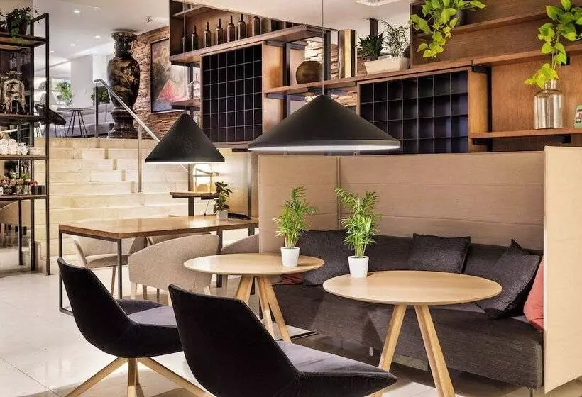 Premium Zimmer mit Aussicht, Melia Madrid Princesa