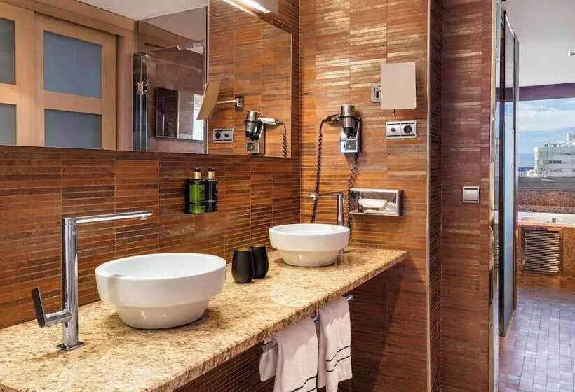 Premium Zimmer mit Aussicht, Melia Madrid Princesa