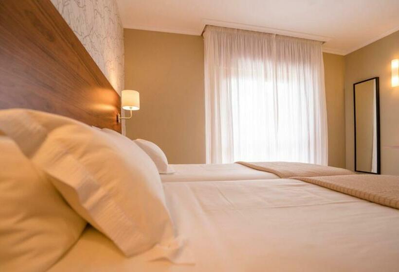 اتاق استاندارد, Piramide