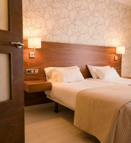 اتاق سوپریور خانوادگی, Piramide