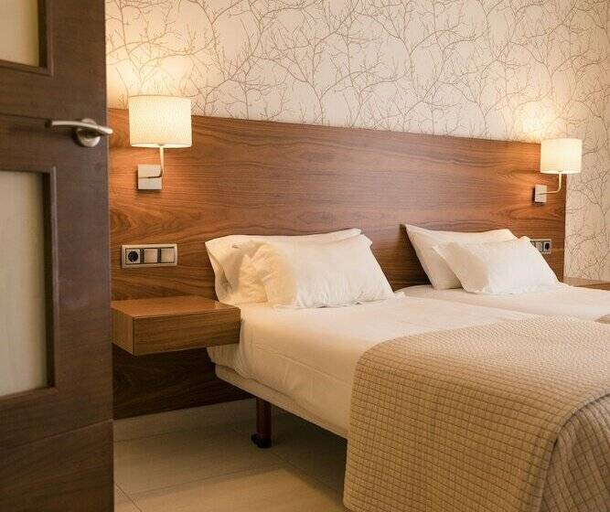 اتاق سوپریور خانوادگی, Piramide