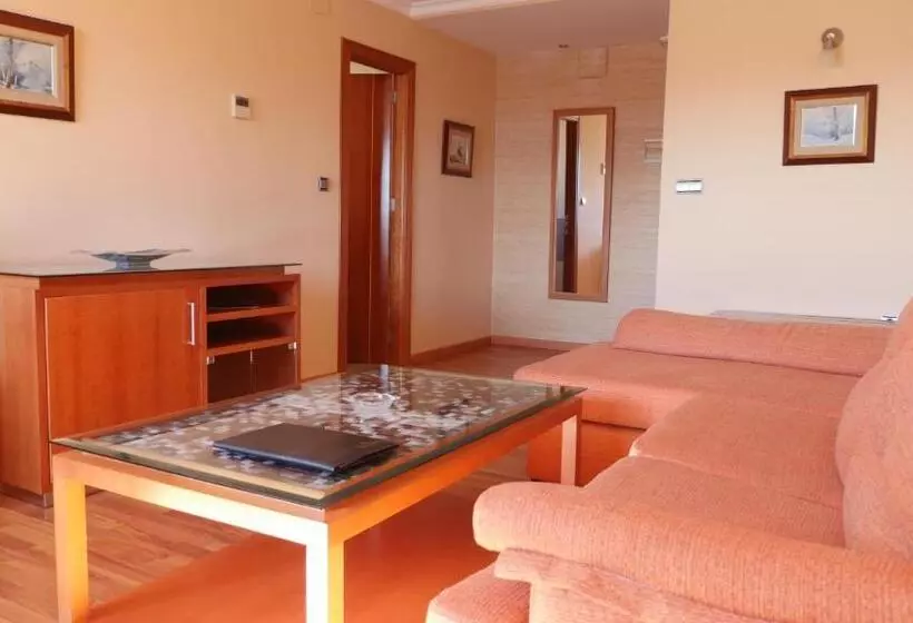 Suite, Rusadir