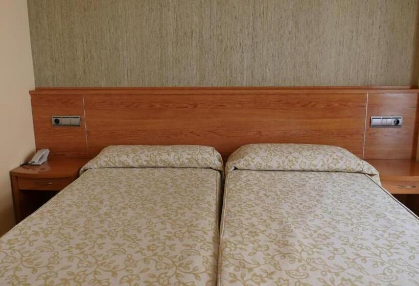 اتاق استاندارد, Rusadir