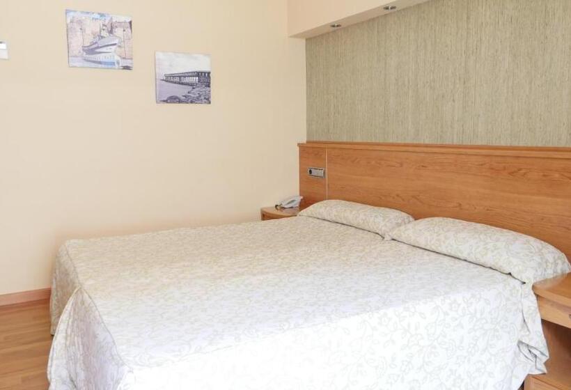 اتاق استاندارد یک نفره, Rusadir