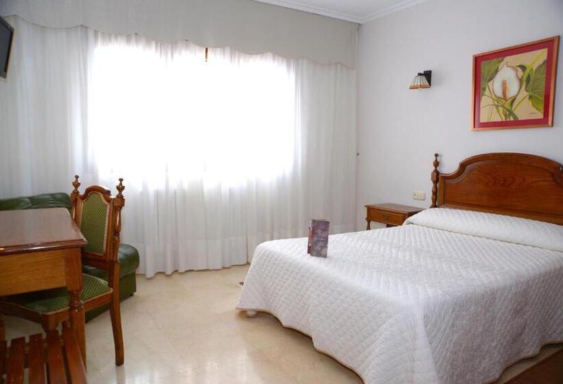 اتاق استاندارد یک نفره, Serantes