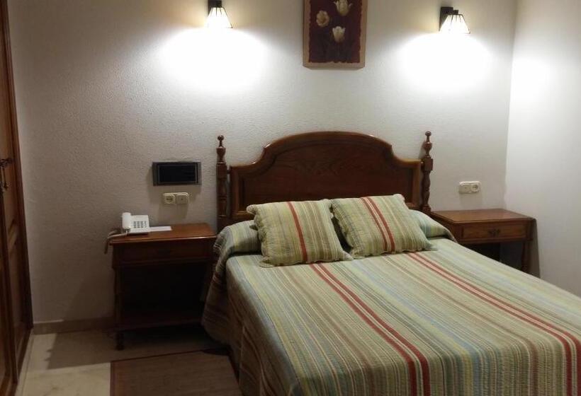 اتاق استاندارد یک نفره, Serantes